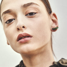 Load image into Gallery viewer, stand half moon pierced earring
画像をギャラリービューアに読み込む, stand half moon pierced earring