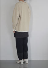 Load image into Gallery viewer, pre order | curved skipper shirt - micro fleece
画像をギャラリービューアに読み込む, pre order | curved skipper shirt - micro fleece
