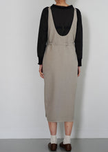 Load image into Gallery viewer, loop apron dress
画像をギャラリービューアに読み込む, loop apron dress
