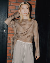 Load image into Gallery viewer, double waist cargo trouser
画像をギャラリービューアに読み込む, double waist cargo trouser
